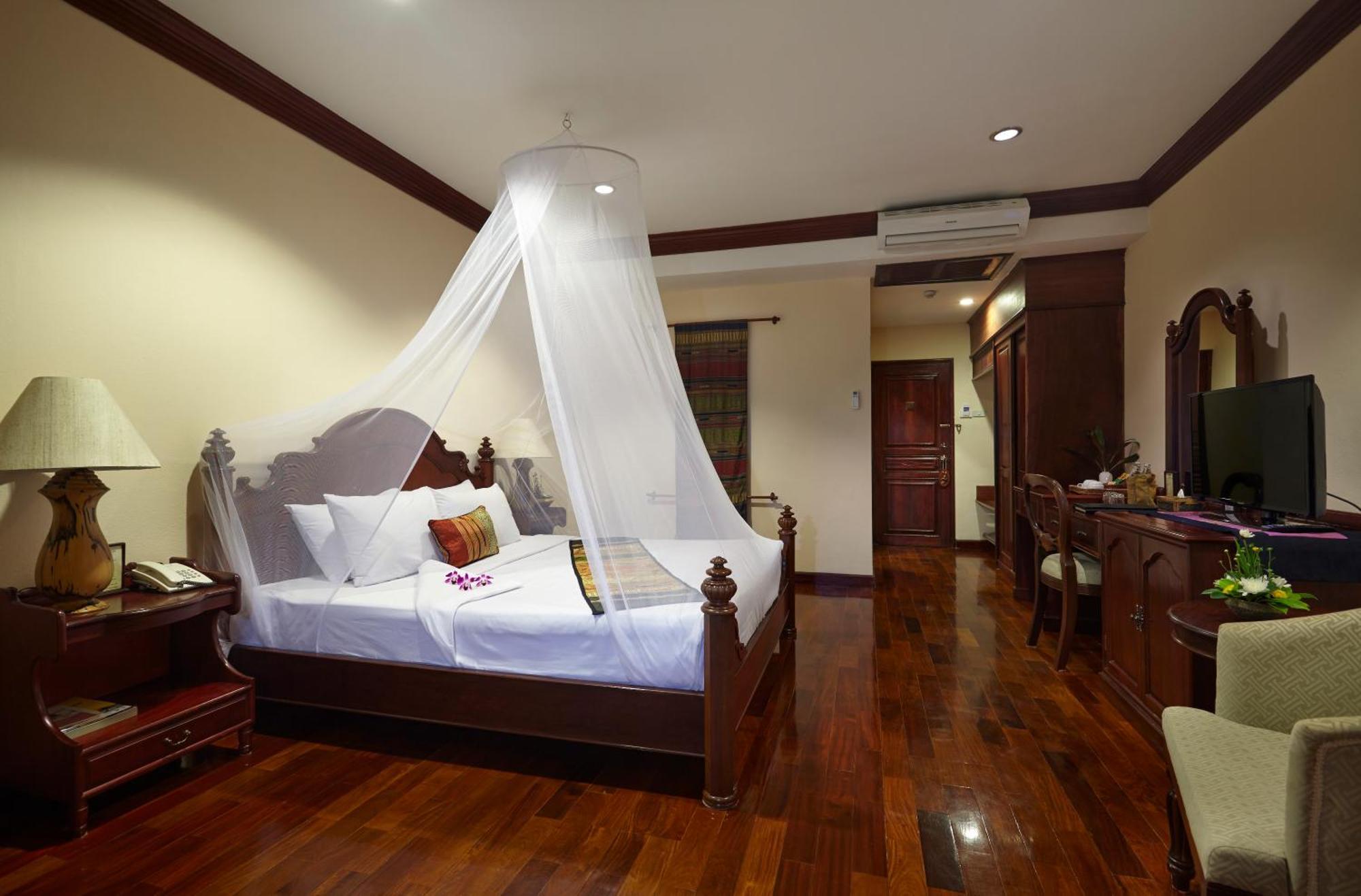 Santi Resort & Spa Luang Prabang Exterior photo